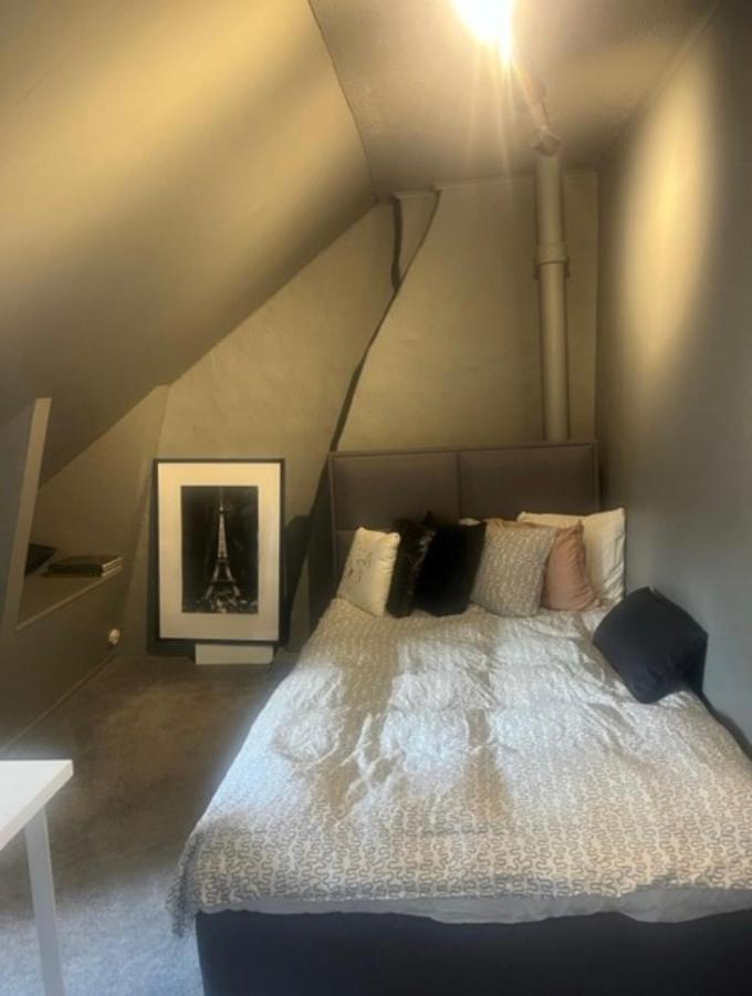 Villaer Charmigt Radhus I Centrala Göteborg