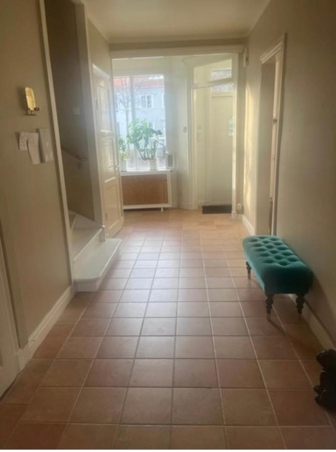 Villaer Charmigt Radhus I Centrala Göteborg