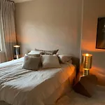 Charmigt Radhus I Centrala Goeteborg